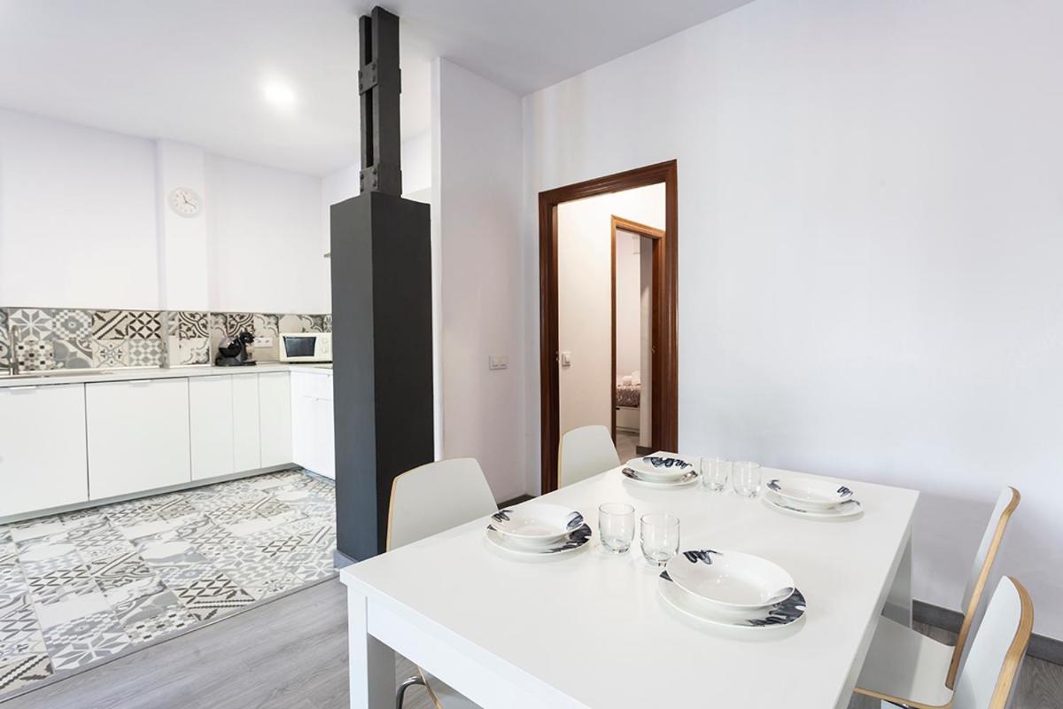 Pelicano Urban Apartment เซบีญา ภายนอก รูปภาพ