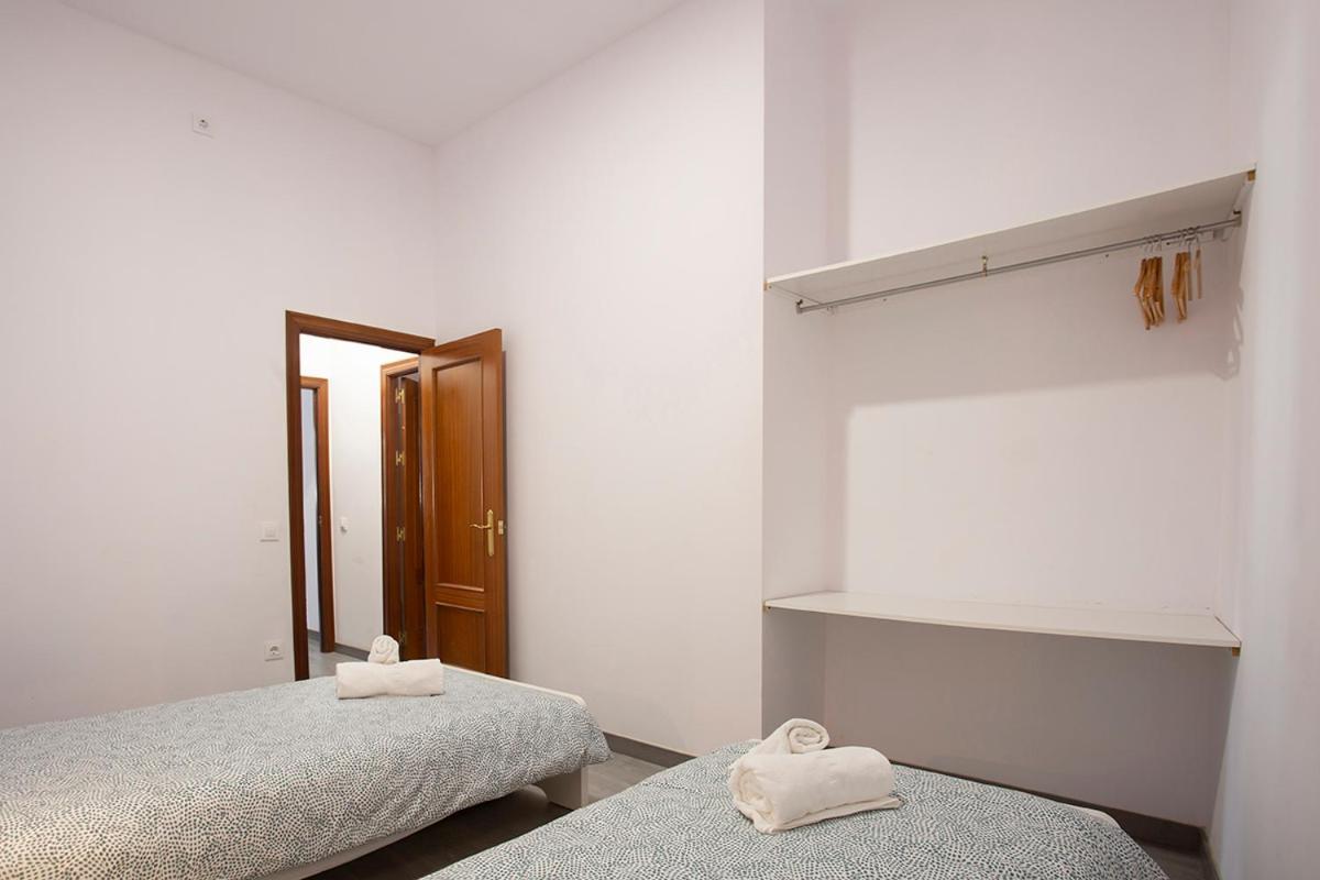 Pelicano Urban Apartment เซบีญา ภายนอก รูปภาพ