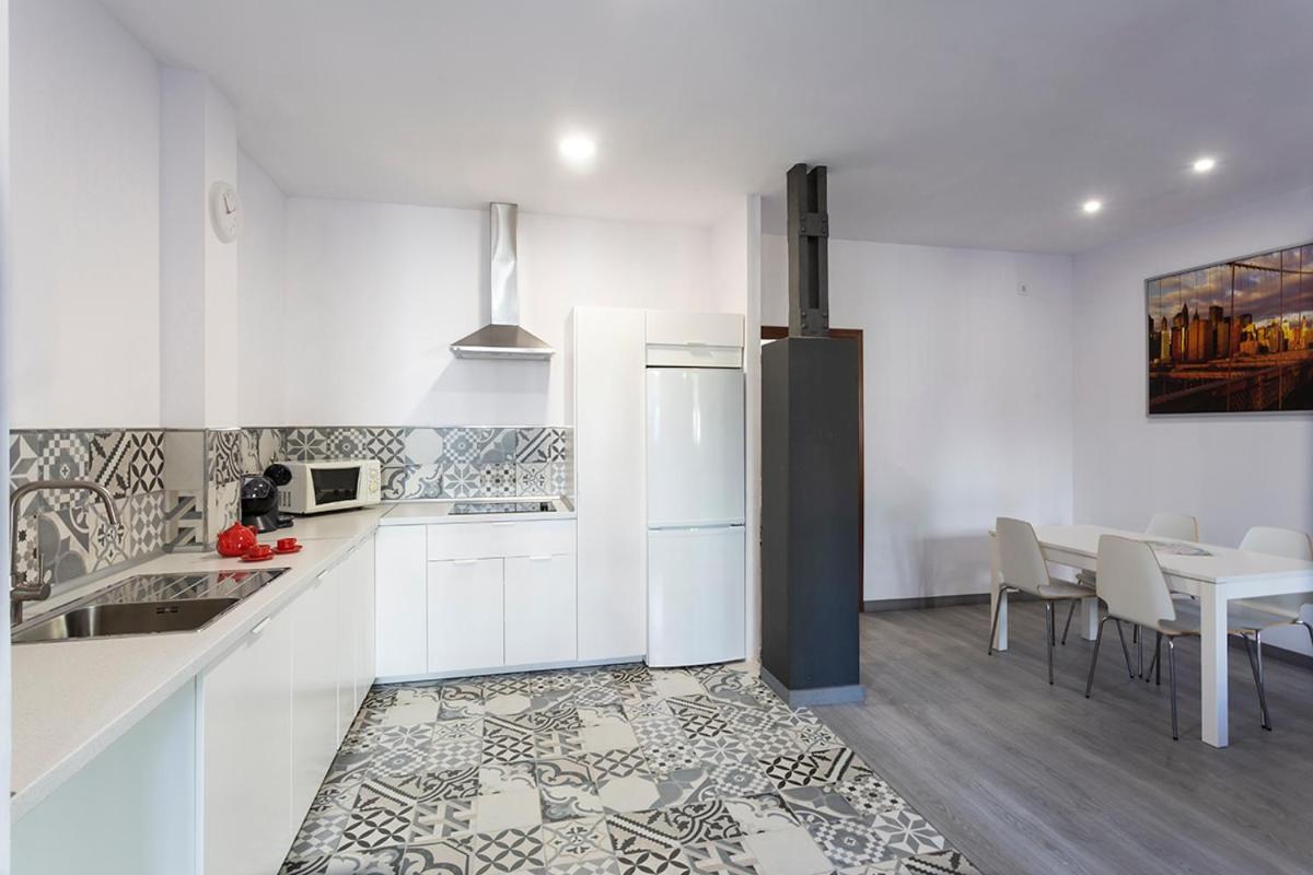 Pelicano Urban Apartment เซบีญา ภายนอก รูปภาพ