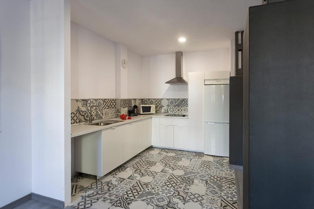 Pelicano Urban Apartment เซบีญา ภายนอก รูปภาพ